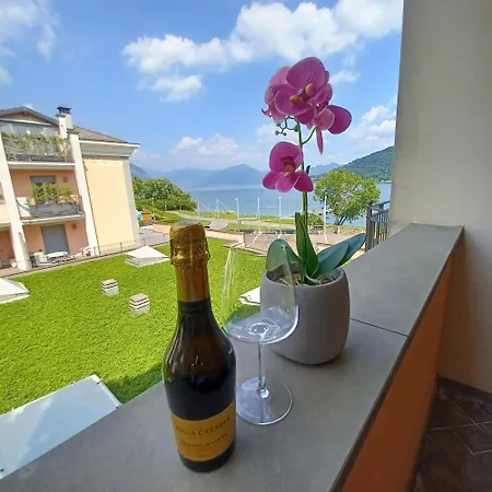 Promenade Luxury View Apartment Sarnico Exterior photo
