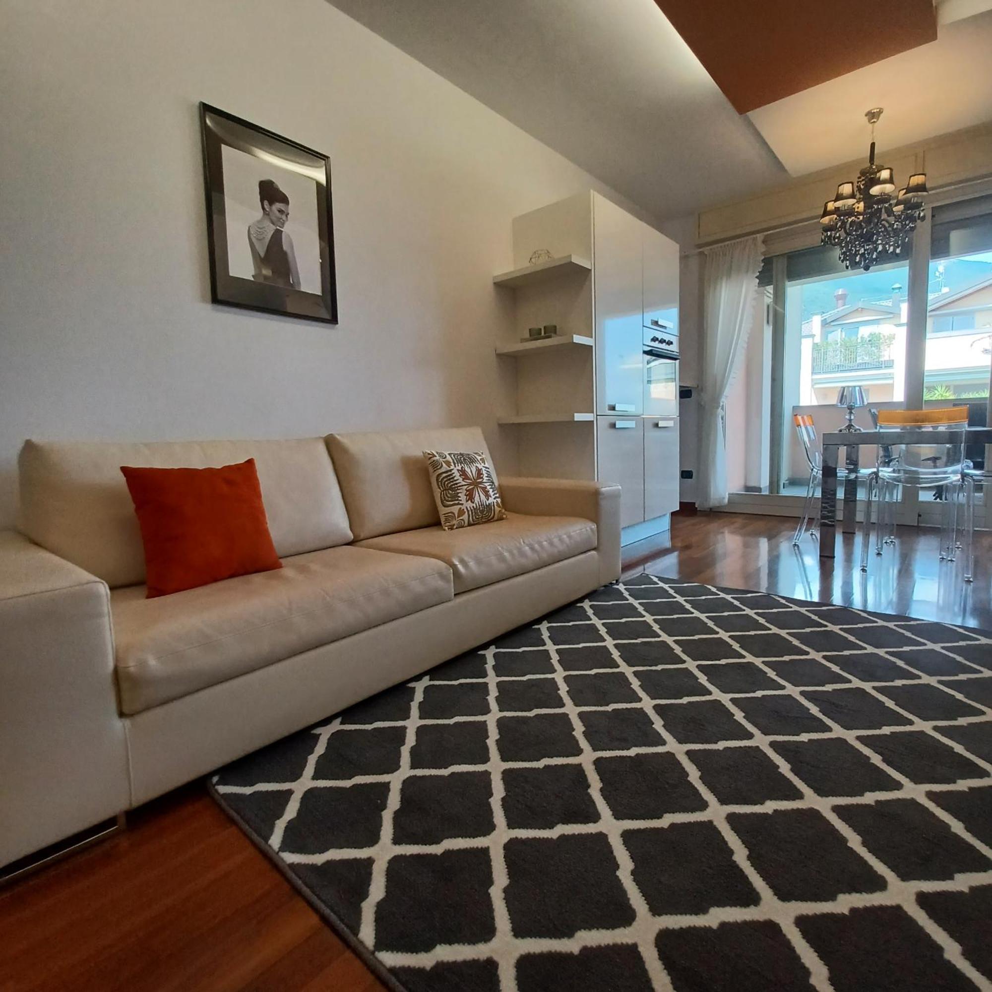 Promenade Luxury View Apartment
